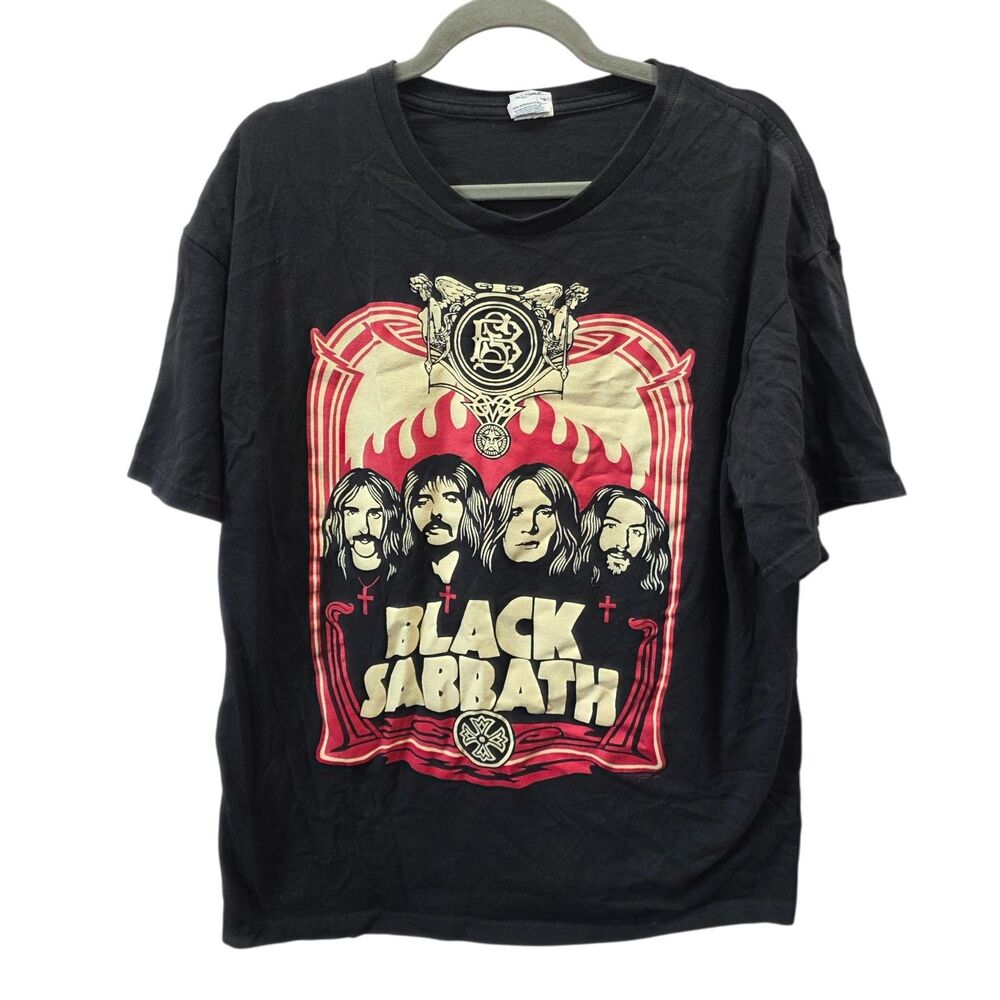 Vintage Black Sabbath Band Tee XL Delta Pro Weight Red Flame Graphic Shirt